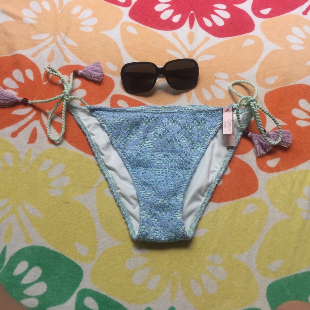 ☀️Sexy Victoria Secrets lace strappy tassel Victoria’s Secret bottom swimsuit